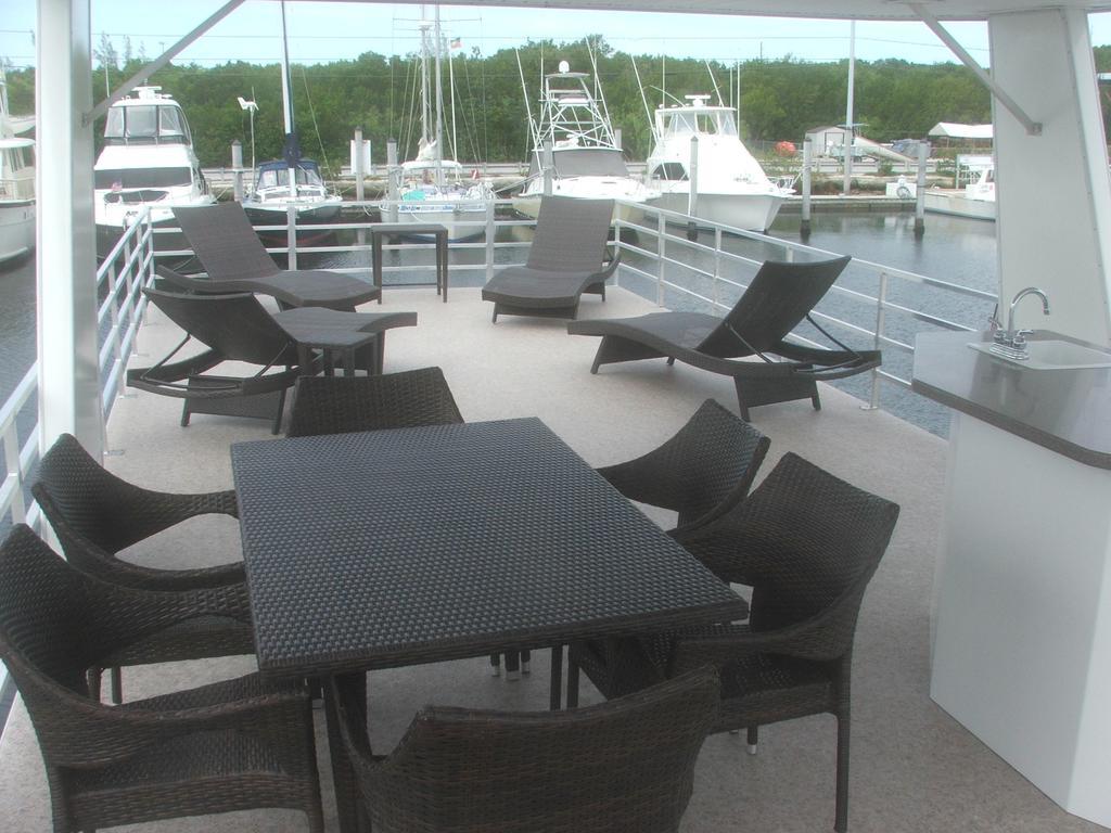 Key Largo Houseboat Hotel Exterior foto